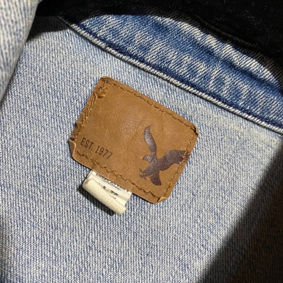 American Eagle Denim Vest - Picture 3 of 3